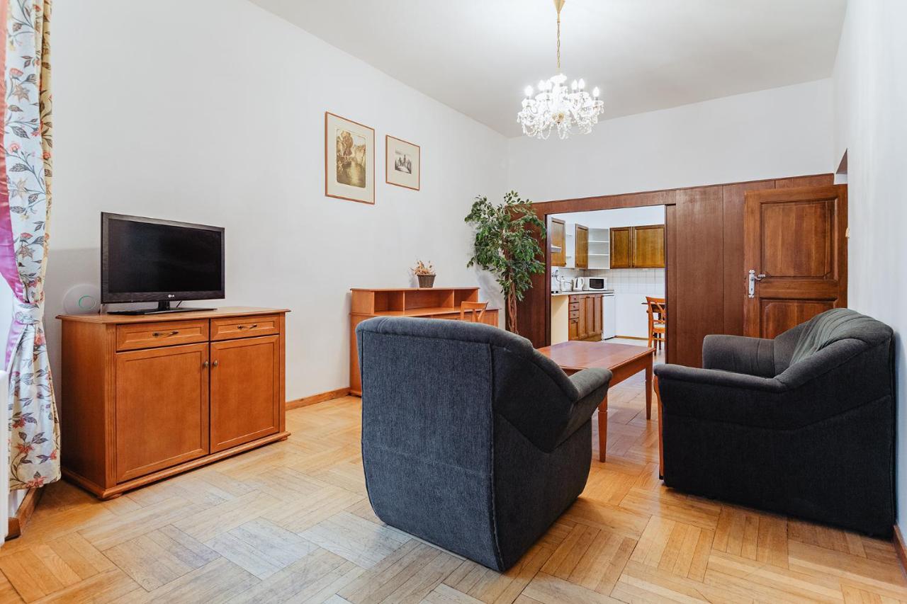 U Cerneho Medveda- At The Black Bear Apartment Prague Exterior photo